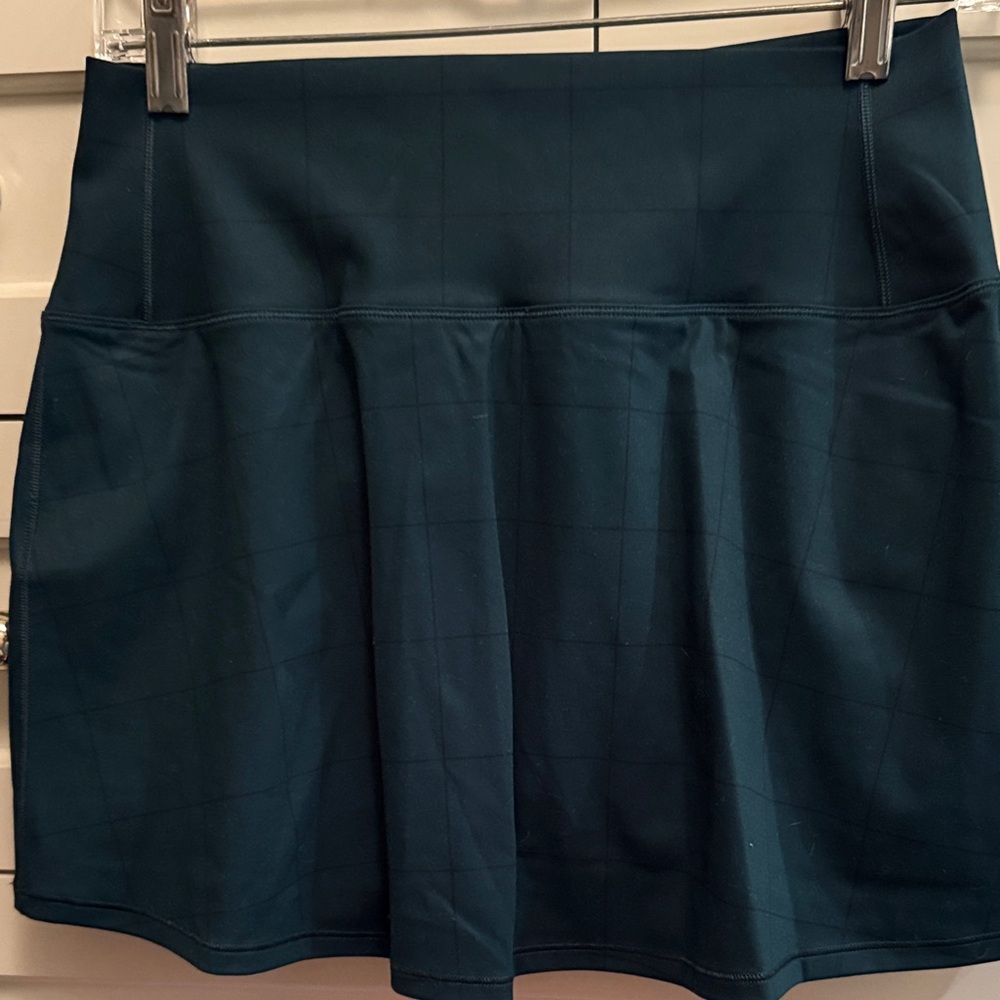 Vuori Dark Green with Black box print Skirt - Picture 3 of 4